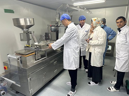 製薬機械製造工場