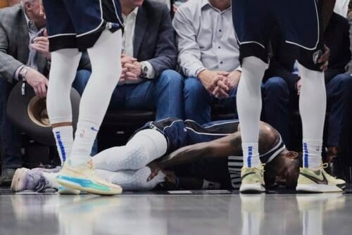 Kyrie Irving injured