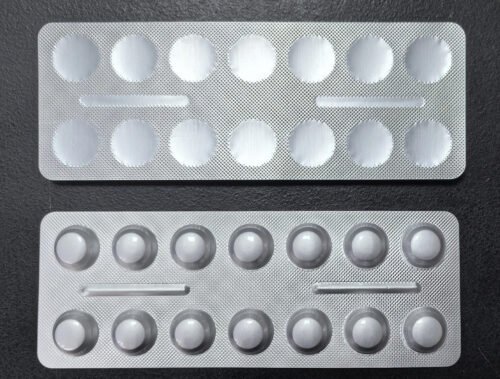 Comprimés sous blister en aluminium et plastique