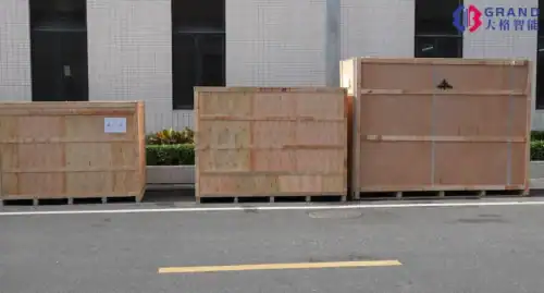 Our staff disassembled the machine and packed it into wooden boxes, and fixed